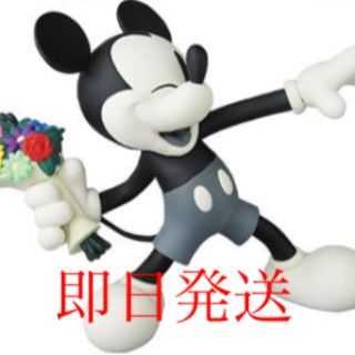 メディコムトイ(MEDICOM TOY)のVCD THROW MICKEY White Black(キャラクターグッズ)