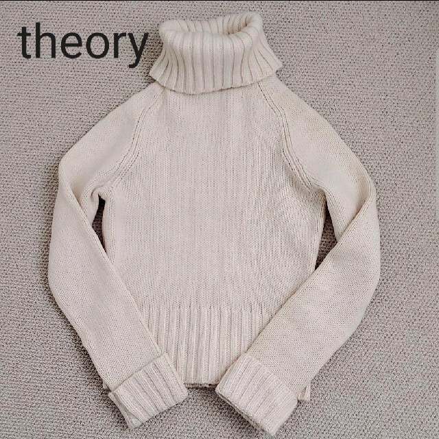 theory(セオリー)の★akmy様専用★　訳あり特価【theory】タートルネック　ハイネック レディースのトップス(ニット/セーター)の商品写真