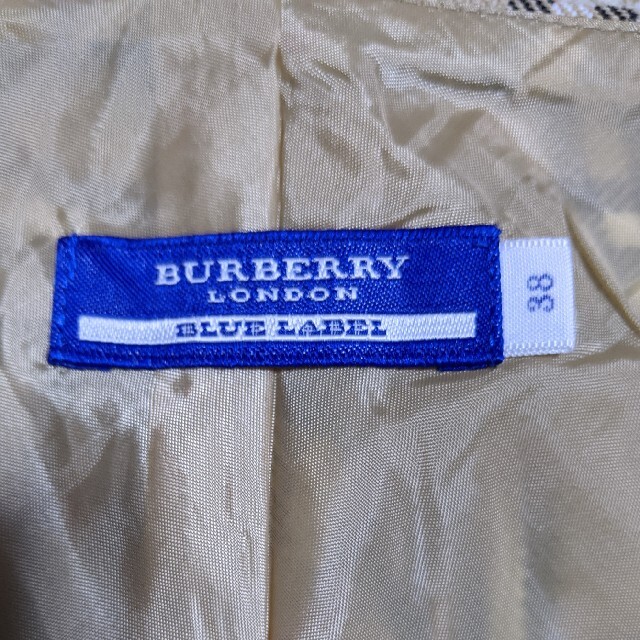 BURBERRY BLUE LABEL(バーバリーブルーレーベル)のバーバリーブルーレーベル　スカート レディースのスカート(ひざ丈スカート)の商品写真