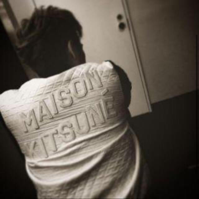 MAISON KITSUNE'(メゾンキツネ)のMAISON KITSUNE ブルゾン正規美品 登坂着  メンズのジャケット/アウター(ブルゾン)の商品写真