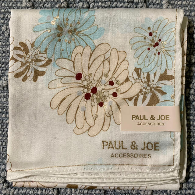 PAUL & JOE(ポールアンドジョー)のPaul & JOE ハンカチ レディースのファッション小物(ハンカチ)の商品写真