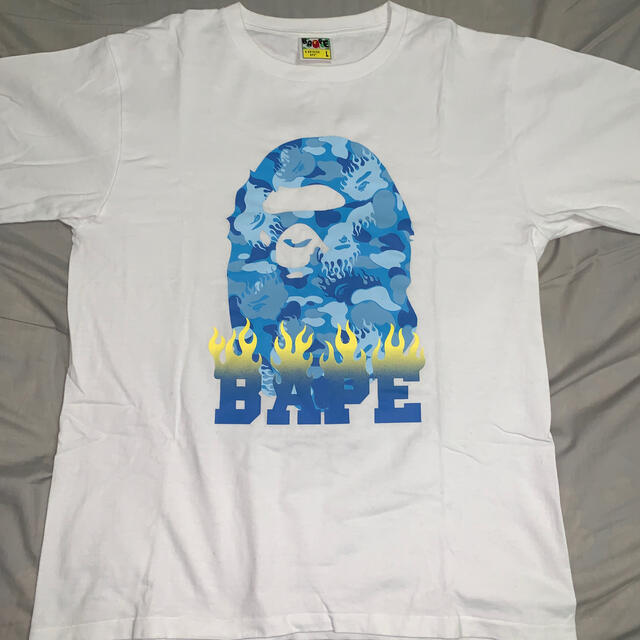 A BATHING APE(アベイシングエイプ)のBape TシャツLサイズ フレイム柄 メンズのトップス(Tシャツ/カットソー(半袖/袖なし))の商品写真