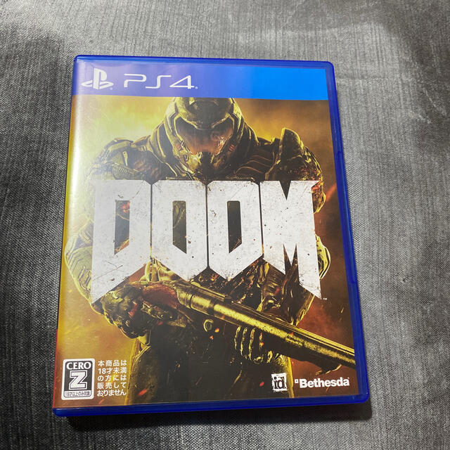 PlayStation4(プレイステーション4)のDOOM PS4 エンタメ/ホビーのゲームソフト/ゲーム機本体(家庭用ゲームソフト)の商品写真