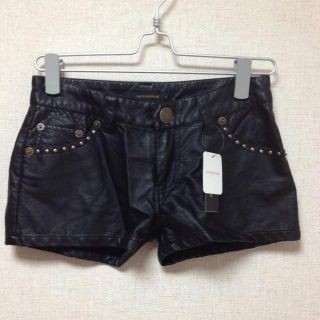 VINCE EXCHANGE パンツ(ショートパンツ)