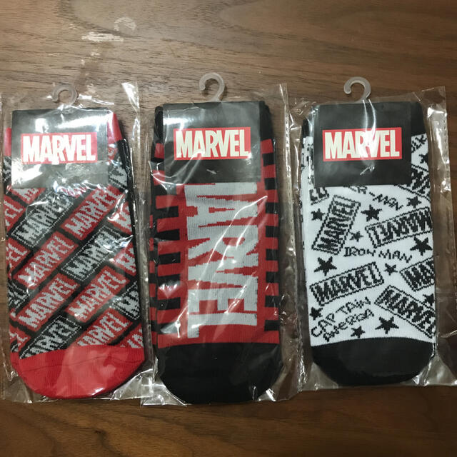 MARVEL(マーベル)の値引きレディースMARVEL靴下3足セット キッズ/ベビー/マタニティのこども用ファッション小物(靴下/タイツ)の商品写真