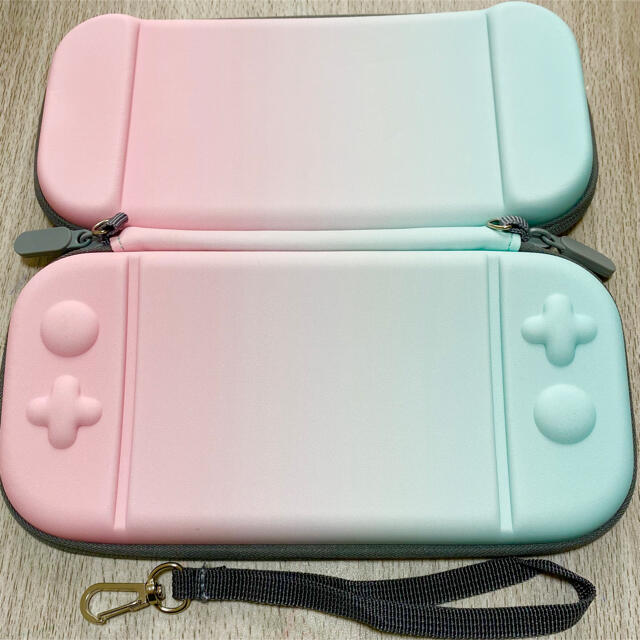 Nintendo Switch(ニンテンドースイッチ)のNintendo Switch Lite  ライト　ケース　スティック　カバー エンタメ/ホビーのゲームソフト/ゲーム機本体(家庭用ゲーム機本体)の商品写真