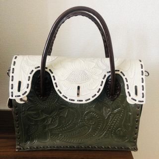 グレースコンチネンタル(GRACE CONTINENTAL)の美品★グレースコンチネンタル★カービングバッグMサイズ(トートバッグ)