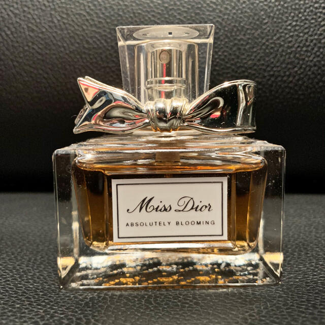 Dior(ディオール)の【25日まで値下げ】Miss Dior 　アブソリュートリー　ブルーミング コスメ/美容の香水(香水(女性用))の商品写真