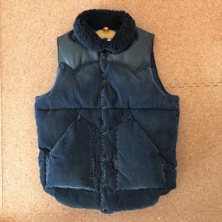 ロッキーマウンテンフェザーベッド(Rocky Mountain Featherbed)のロッキーマウンテン(ダウンベスト)