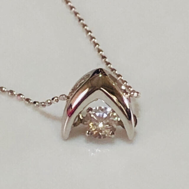 k18WG ダンシングストーン　ダイヤモンドネックレス　0.10ct