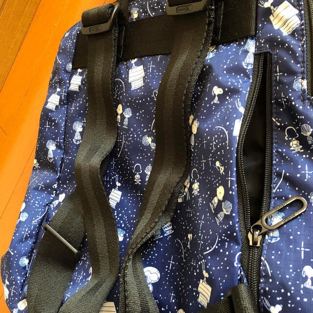 LeSportsac(レスポートサック)のレスポートサック 2way リュック スヌーピー♡ レディースのバッグ(リュック/バックパック)の商品写真