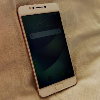 エイスース(ASUS)のZenfone 4Max 　ピンク　(スマートフォン本体)