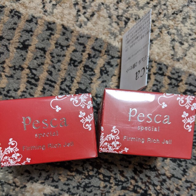 オールインワン化粧品2個　Pesca　ピクジェリーク　リッチ　ジェル　30g　モイストジェルクリーム