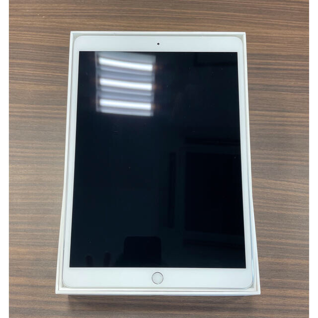 美品】iPad Pro 10.5インチ シルバー 64GB Cellular