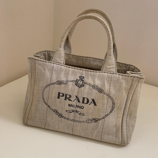 Prada カナパ バック