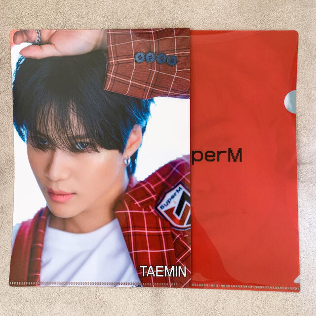 SHINee(シャイニー)のテミン　superm  クリヤファイル エンタメ/ホビーのCD(K-POP/アジア)の商品写真