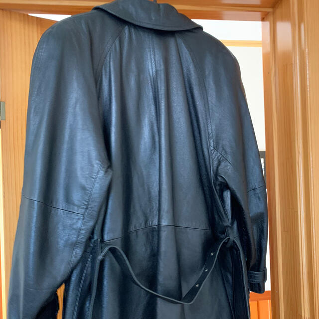 JOHN LAWRENCE SULLIVAN(ジョンローレンスサリバン)のレザートレンチコート　 メンズのジャケット/アウター(トレンチコート)の商品写真