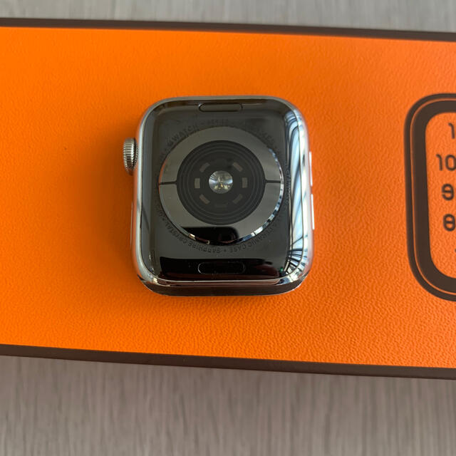 Apple Watch(アップルウォッチ)のアップルウォッチ エルメス　シリーズ4　40mm メンズの時計(腕時計(デジタル))の商品写真
