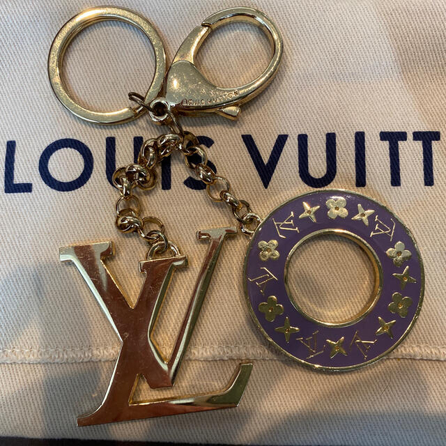 LOUIS VUITTON(ルイヴィトン)のキーホルダー　チャーム　 メンズのファッション小物(キーホルダー)の商品写真