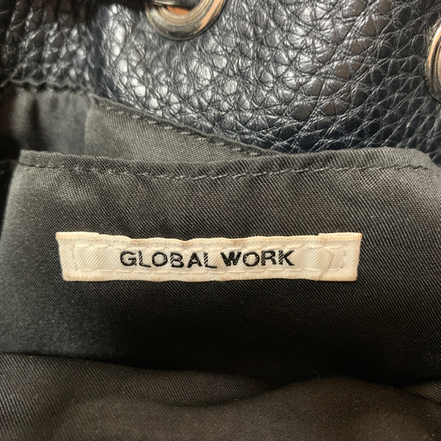 GLOBAL WORK(グローバルワーク)の【9 whitenao 様専用】グローバルワークショルダーバッグ レディースのバッグ(ショルダーバッグ)の商品写真