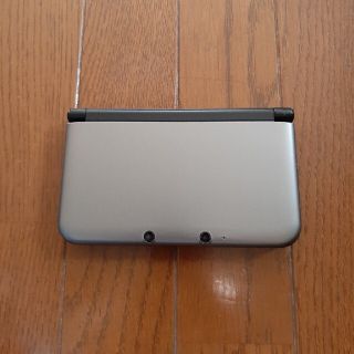 ニンテンドー3DS(ニンテンドー3DS)のNINTENDO 3DS LL 本体 シルバー(携帯用ゲーム機本体)