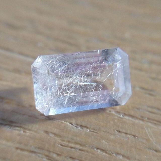 値下げ☆フェナカイト　ルース　マダガスカル産　2.145ct　針入り