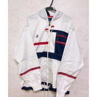 FRED PERRY(ナイロンジャケット)のフリマアイテム一覧 FRED PERRY(ナイロンジャケット)のフリマアイテム一覧