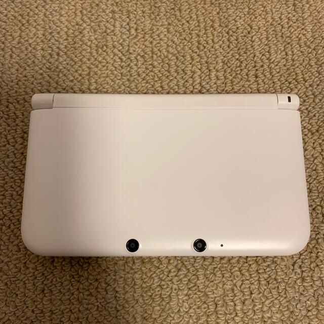 ニンテンドー3DS(ニンテンドー3DS)の【中古】Nintendo 3DS  LL 本体 ホワイト - 純正ACアダプタ付 エンタメ/ホビーのゲームソフト/ゲーム機本体(携帯用ゲーム機本体)の商品写真