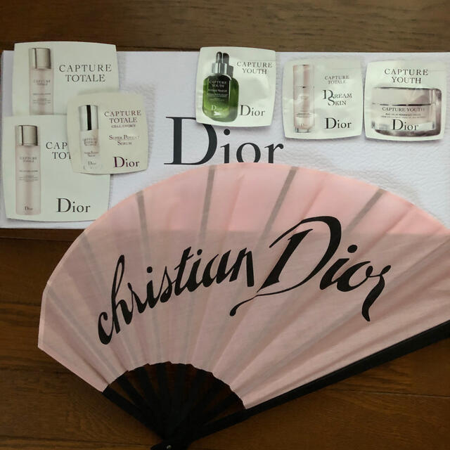 Christian Dior(クリスチャンディオール)のディオールノベルティー　サンプル付き エンタメ/ホビーのコレクション(ノベルティグッズ)の商品写真