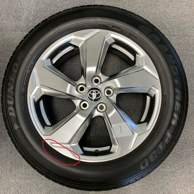 トヨタ RAV4 純正 DUNLOP GRANDTREK PT30 4本セットタイヤ・ホイールセット