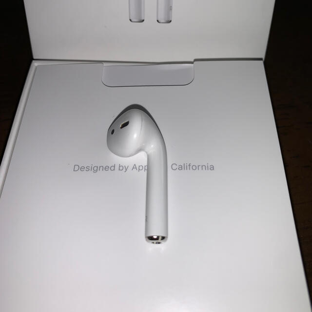 【極美品】AirPods 第二世代　右耳　正規品