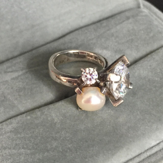 e.m. Fleur(イーエムフルール)のe.m. ピンキーリング レディースのアクセサリー(リング(指輪))の商品写真