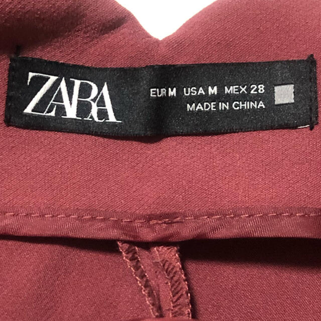 ZARA(ザラ)のZARA ハイウエストパンツ　Mサイズ　ピンク レディースのパンツ(クロップドパンツ)の商品写真