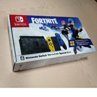ニンテンドウ(任天堂)のニンテンドウ　スイッチ　 フォートナイト スペシャルセット(家庭用ゲーム機本体)