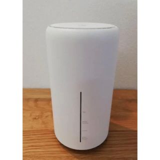 エーユー(au)の高速WiFiルーターSpeed Wi-Fi HOME ホワイトルーター(PC周辺機器)