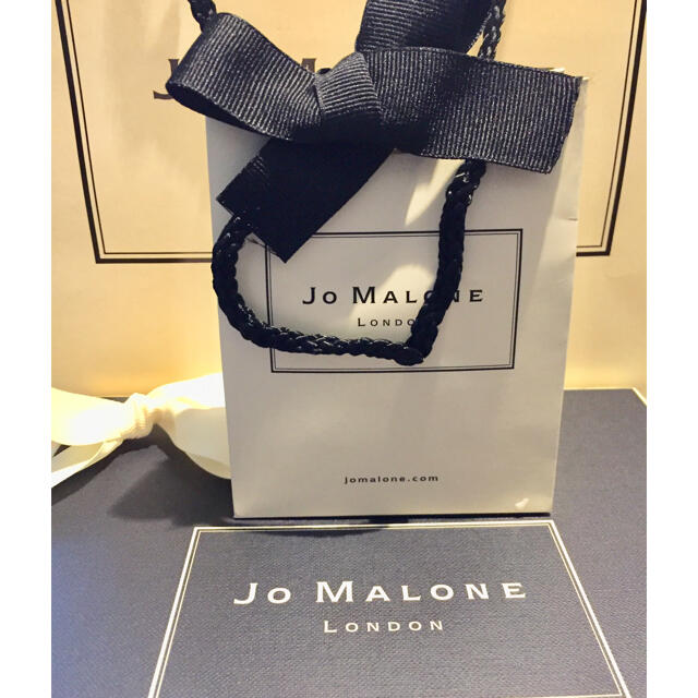 Jo Malone(ジョーマローン)の♡ジョーマローン ボディクリーム ♡イングリッシュペアー&フリージア 新品 コスメ/美容のボディケア(ボディクリーム)の商品写真