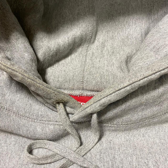 Supreme(シュプリーム)のSupreme Classic Logo Hooded メンズのトップス(パーカー)の商品写真