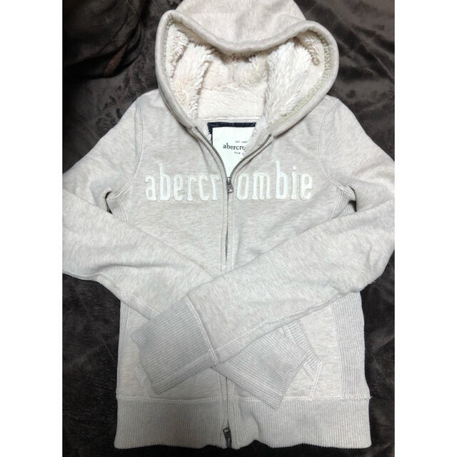 Abercrombie&Fitch(アバクロンビーアンドフィッチ)のAbercrombie アバクロ　KIDS　モコモコ　ボアパーカー　L レディースのトップス(パーカー)の商品写真