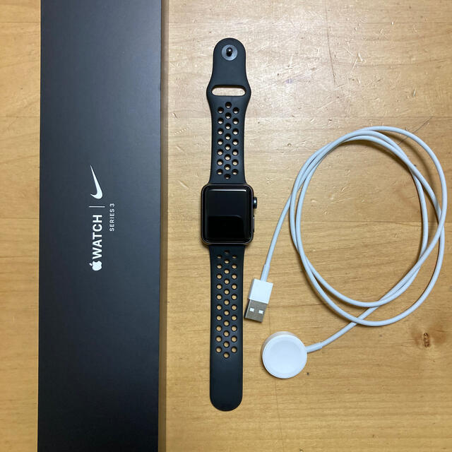 Apple Watch(アップルウォッチ)のApple Watch Nike+ Series3  38mm   GPSモデル スマホ/家電/カメラのスマホ/家電/カメラ その他(その他)の商品写真