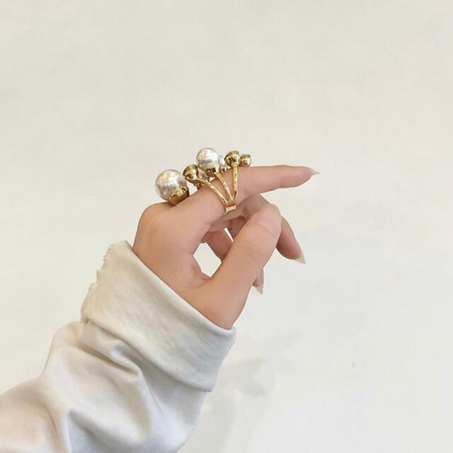 Ameri VINTAGE(アメリヴィンテージ)の【NEW】新品インポート♡ボリューム パール アンティーク 指輪 リング レディースのアクセサリー(リング(指輪))の商品写真