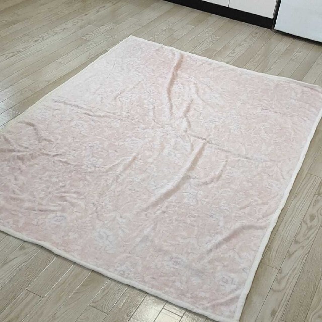 西川(ニシカワ)の未使用 綿毛布 140×200 インテリア/住まい/日用品の寝具(毛布)の商品写真