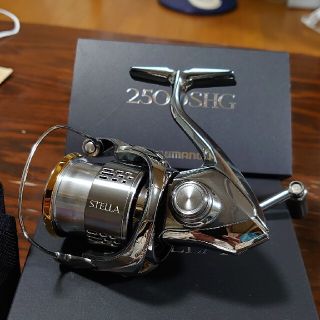 SHIMANO - シマノ 18 ステラ 2500SHG 超美品!の通販 by ゆうき's shop