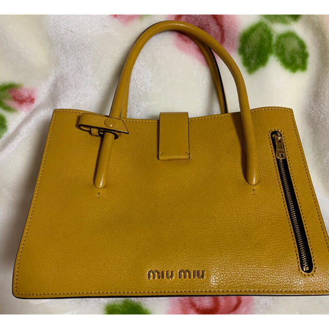 miumiu(ミュウミュウ)のミュウミュウ バッグ バイカラー 正規品 レディースのバッグ(ハンドバッグ)の商品写真