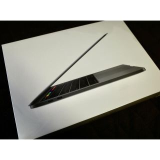 マック(Mac (Apple))の【新品未開封】MacBookPro 256GB MUHP2J/A スペースグレイ(ノートPC)