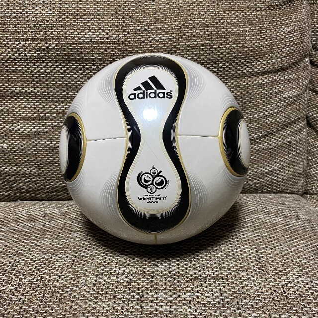 【特別訳あり特価】 adidas - FIFAワールドカップ2006　サッカーボール　公式球　アディダス ボール