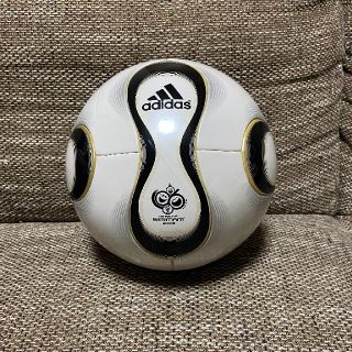 アディダス(adidas)のFIFAワールドカップ2006　サッカーボール　公式球　アディダス(ボール)