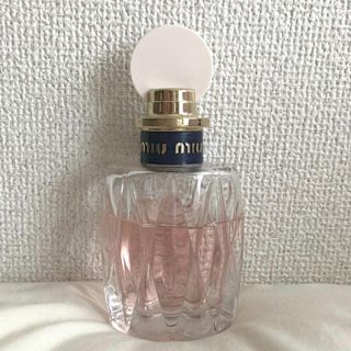 ミュウミュウ(miumiu)のmiumiu ローロゼ　オードトワレ　100ml 香水(香水(女性用))