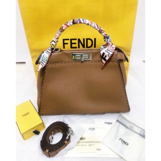 フェンディ(FENDI)の【はな様専用】【美品】フェンディ FENDI セレリア ピーカブー ミディアム(ハンドバッグ)