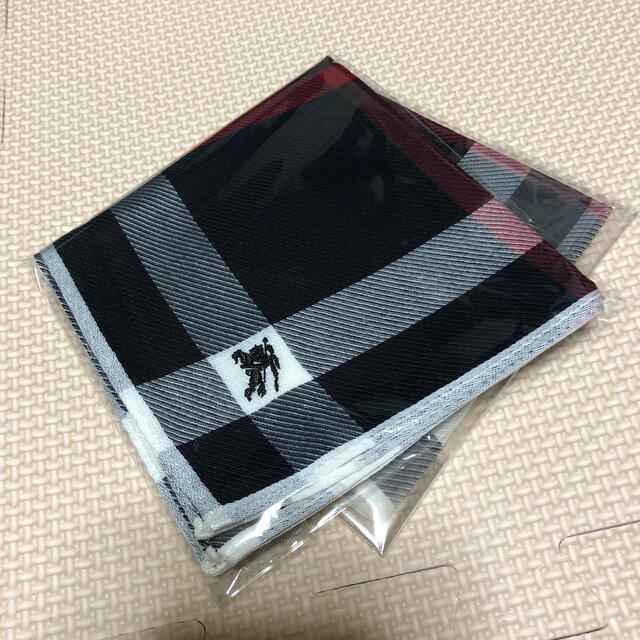 BURBERRY(バーバリー)の【美品】バーバリー ホースマーク刺繍 チェック ハンカチ スカーフ メンズのファッション小物(ハンカチ/ポケットチーフ)の商品写真