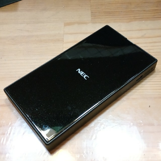 NEC(エヌイーシー)のNEC MR05LN SIMフリー モバイルルーター mr04ln 後継機 スマホ/家電/カメラのPC/タブレット(PC周辺機器)の商品写真